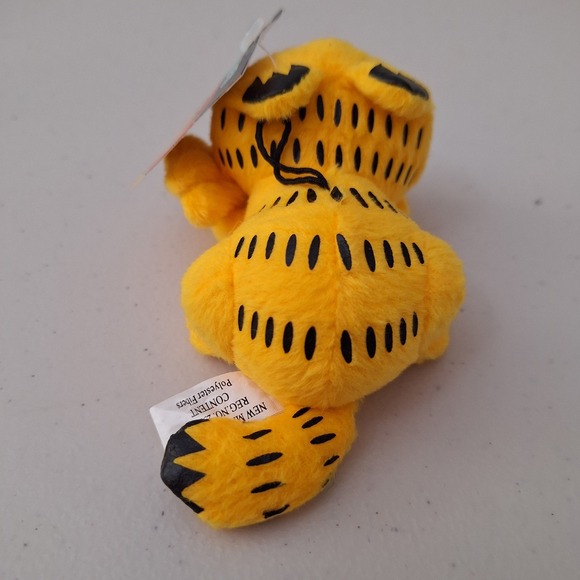 Vintage PAWS‎ Garfield's Choice  Garfield Cat Toy 4" - Picture 5 of 10